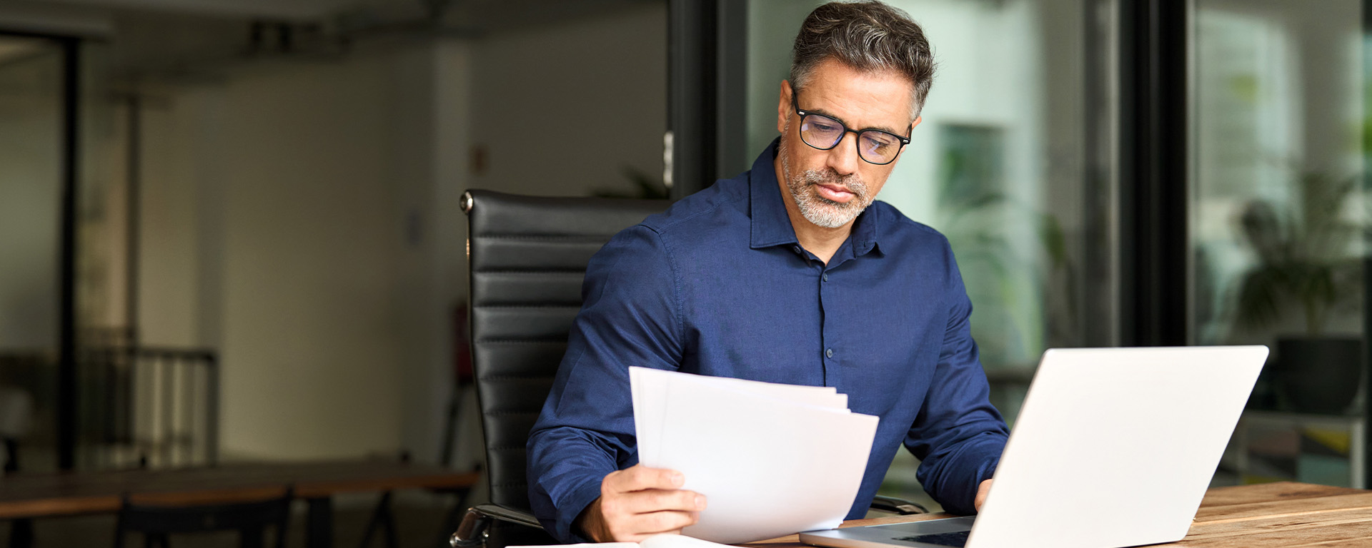 insurance-review-banner header